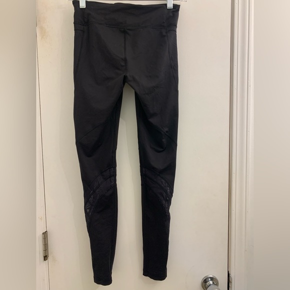 Ivivva black mesh cutout leggings - Picture 2 of 4